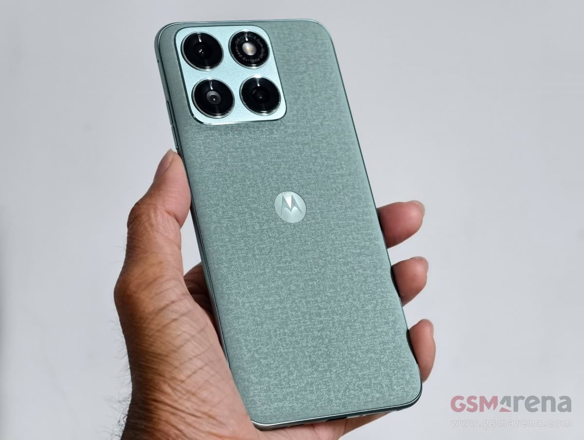 Motorola Edge 70 by ErgoAura - View 3